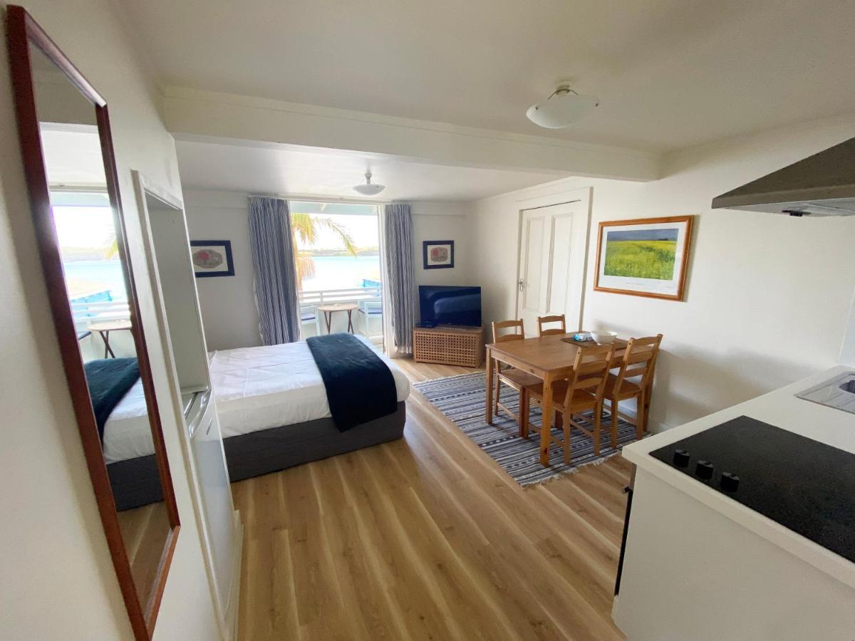Mangonui Waterfront Apartments Экстерьер фото