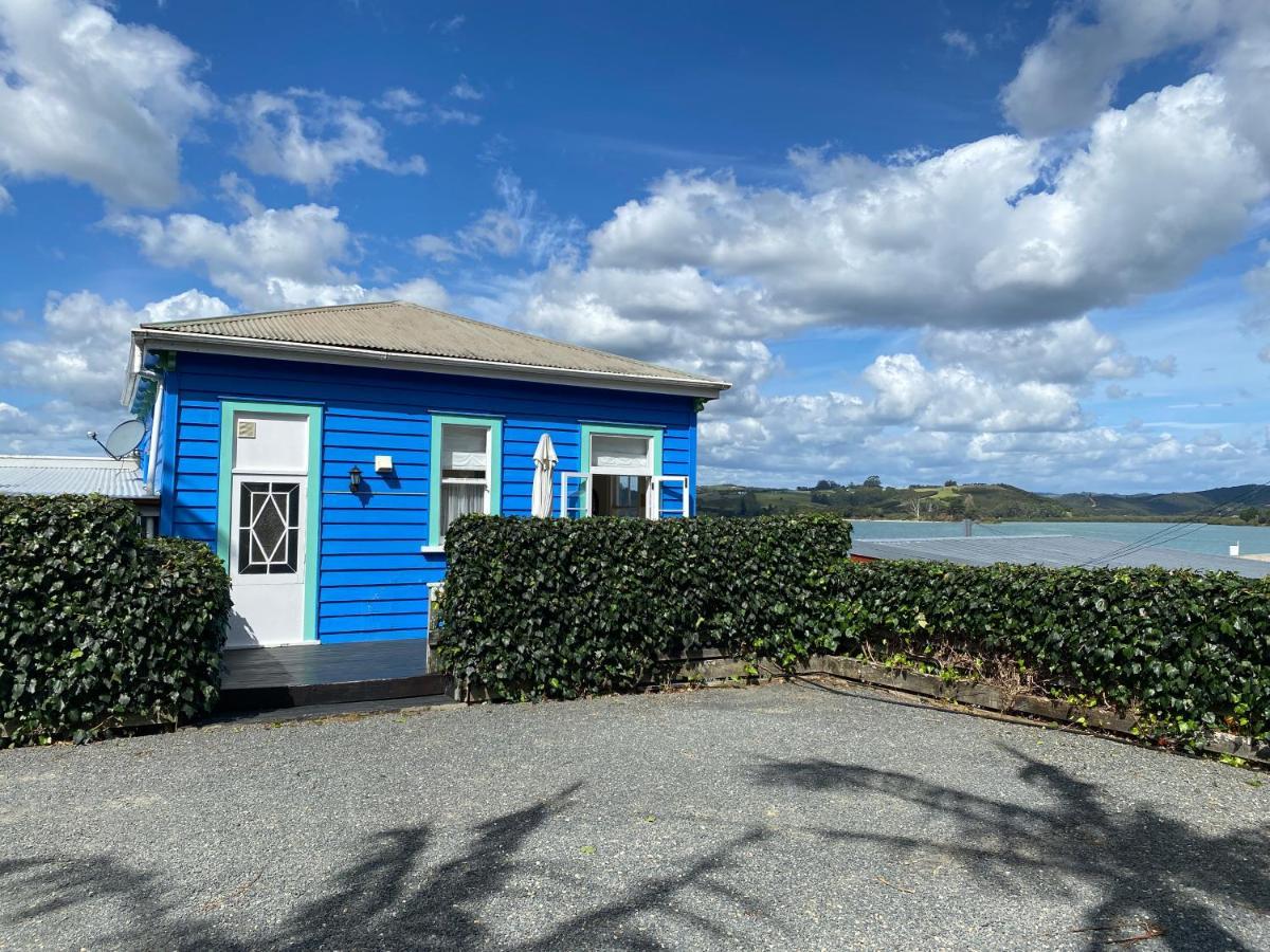 Mangonui Waterfront Apartments Экстерьер фото
