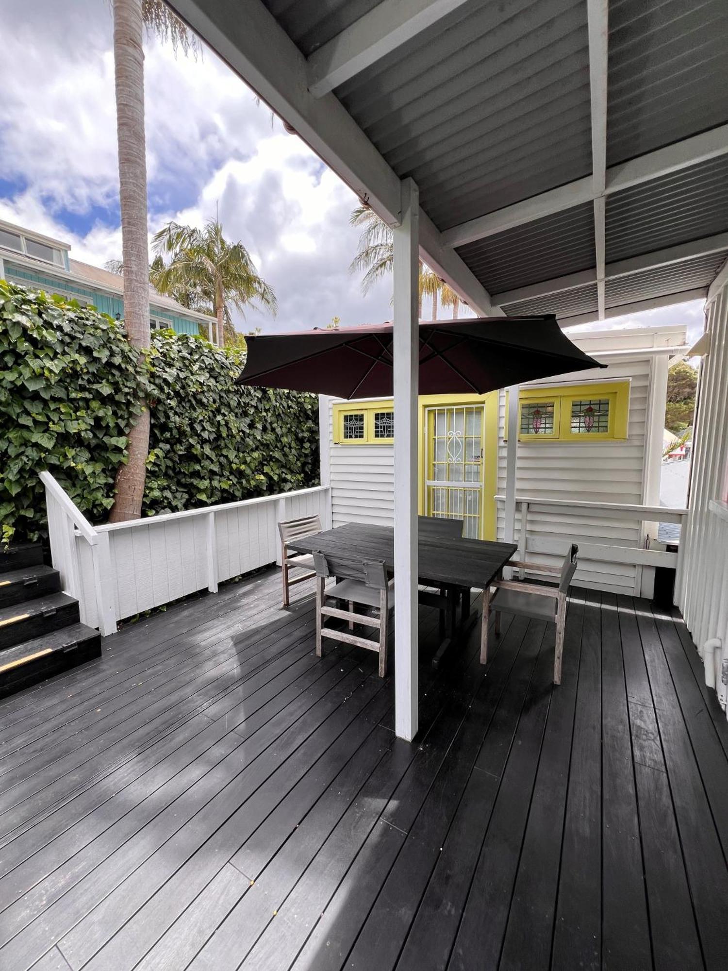 Mangonui Waterfront Apartments Экстерьер фото