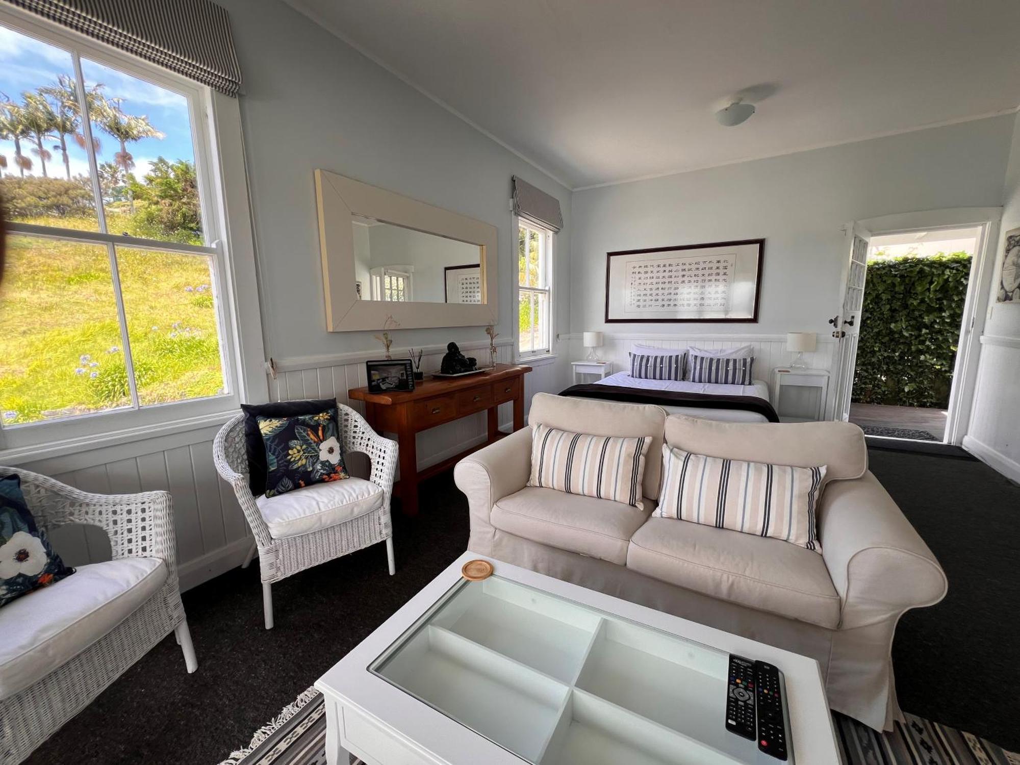 Mangonui Waterfront Apartments Экстерьер фото