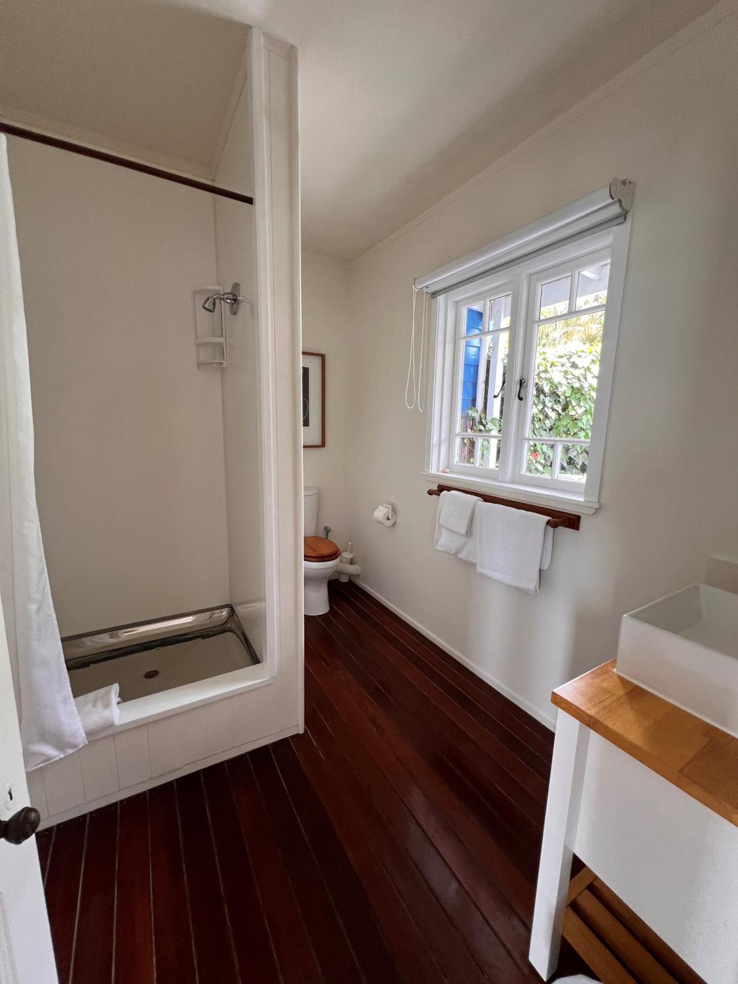 Mangonui Waterfront Apartments Экстерьер фото