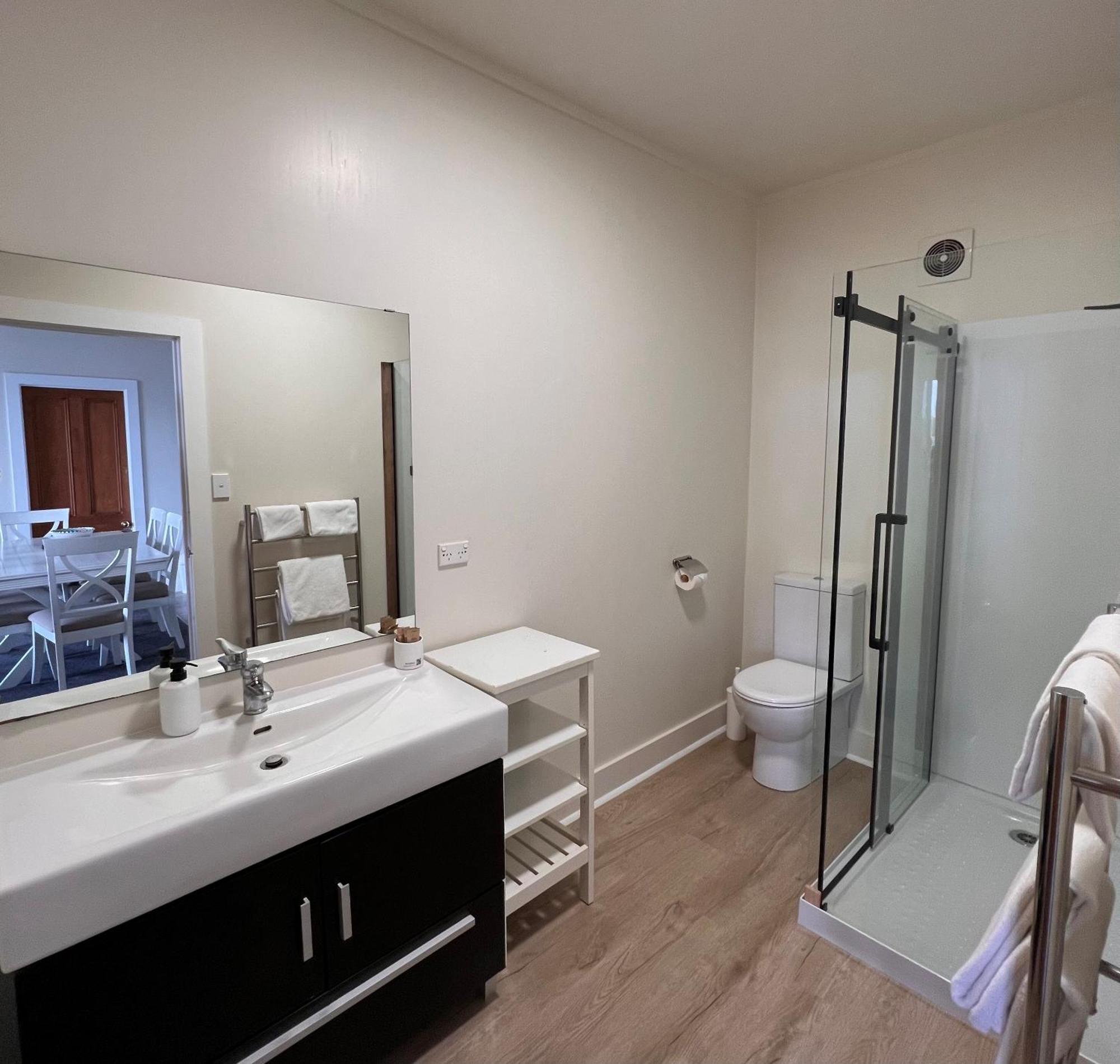 Mangonui Waterfront Apartments Экстерьер фото