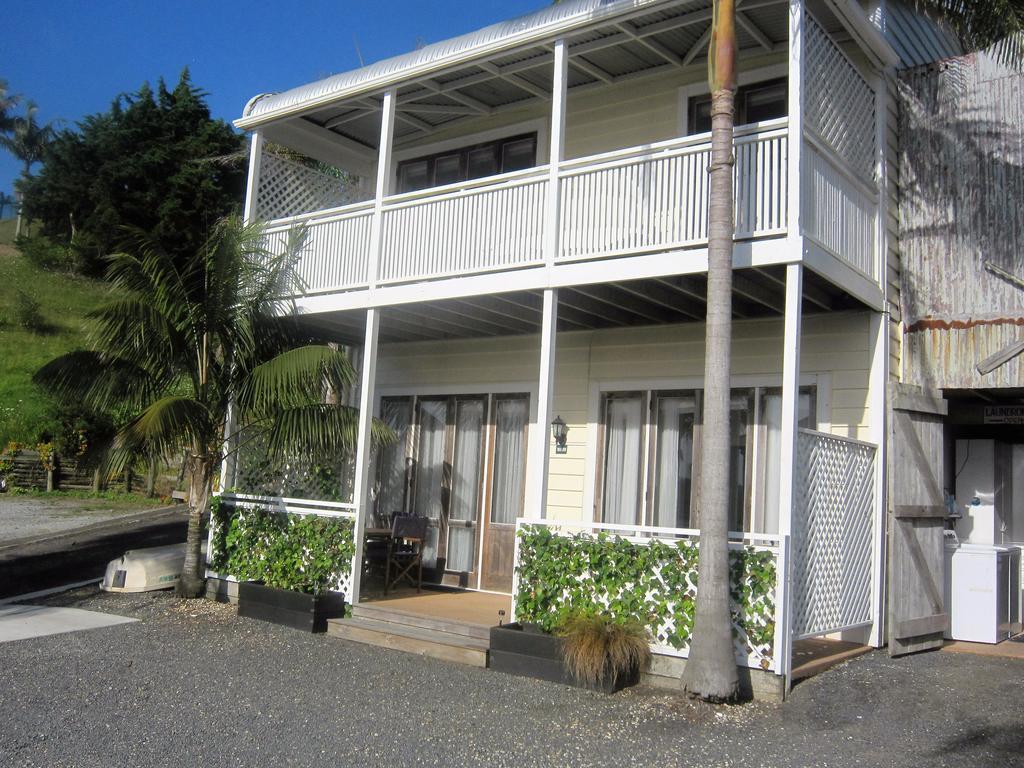 Mangonui Waterfront Apartments Экстерьер фото